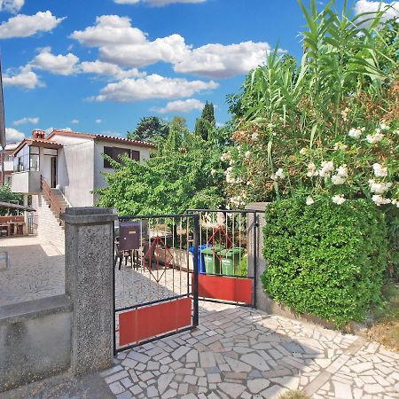 Apartments Luciano 1728 Премантура Екстер'єр фото