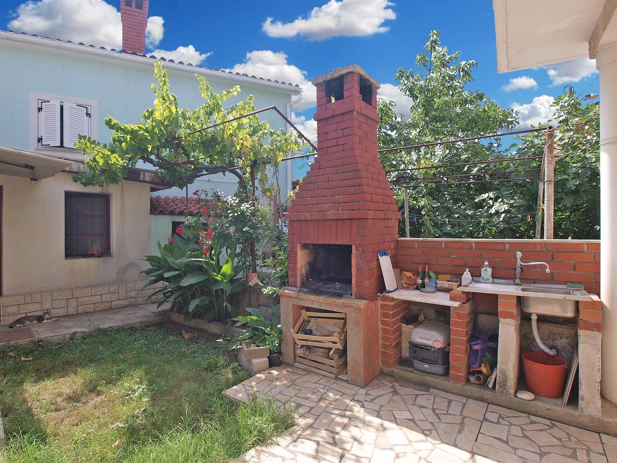 Apartments Luciano 1728 Премантура Екстер'єр фото