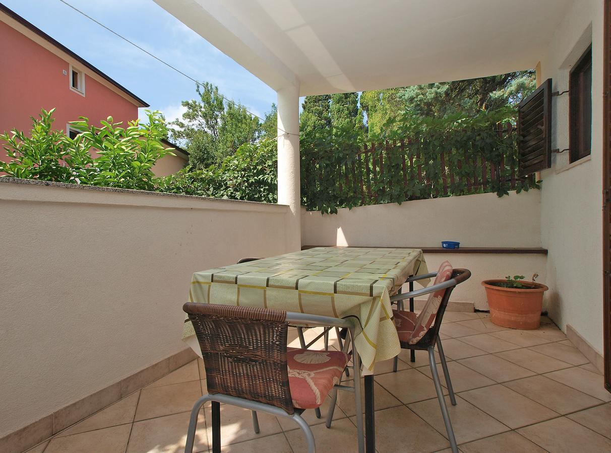 Apartments Luciano 1728 Премантура Екстер'єр фото